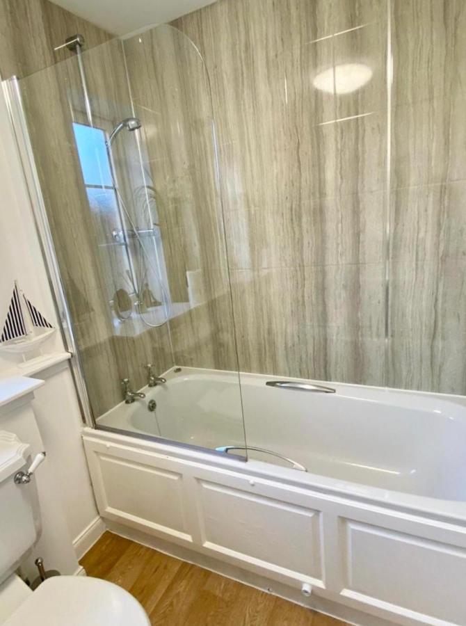 Wellingtonia Court Apartment Inverness Ngoại thất bức ảnh